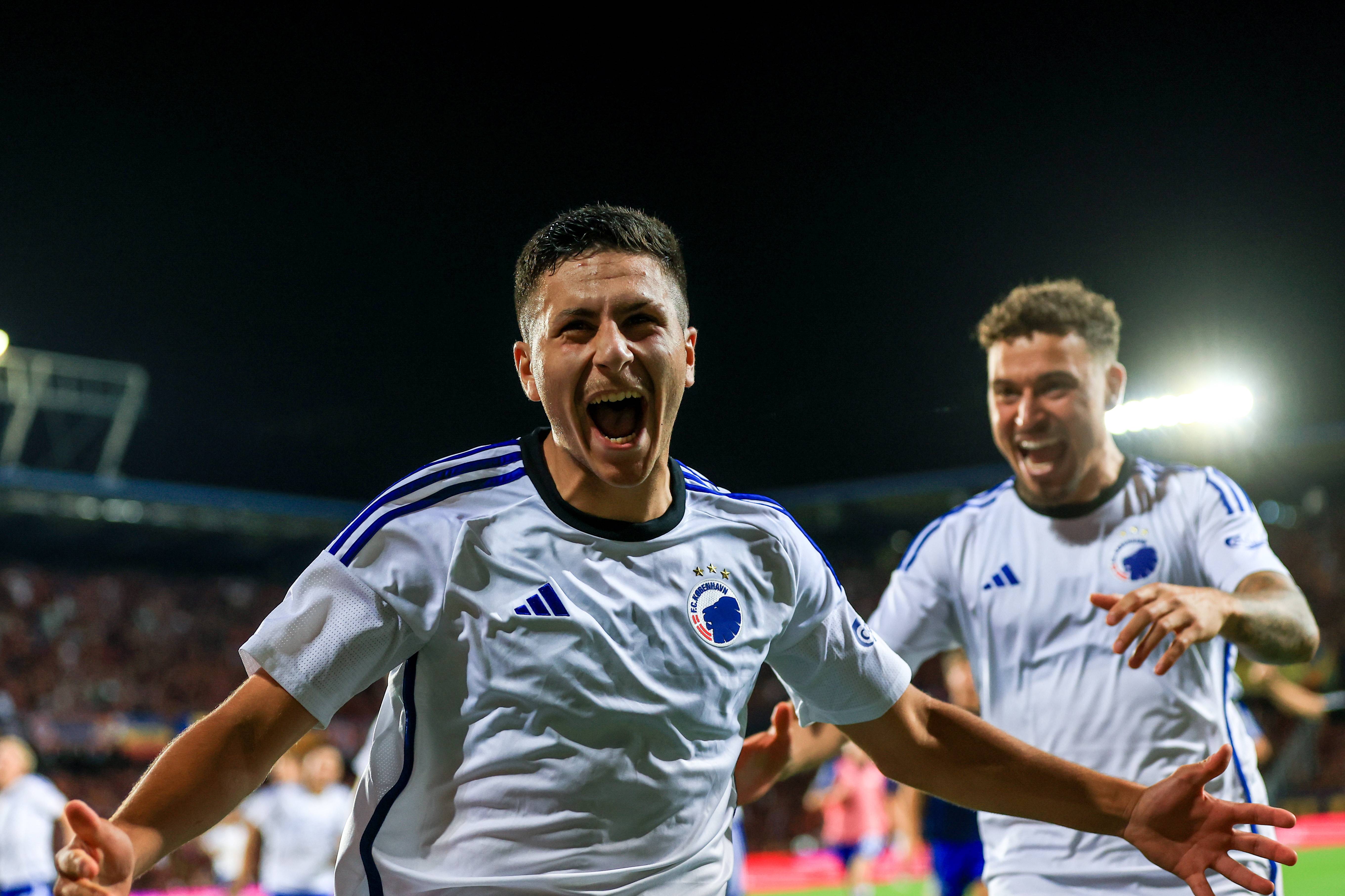 包含冲刺阶段欧冠焦点战；广州队防线松动；气氛紧张；球探报告显示潜力的词条