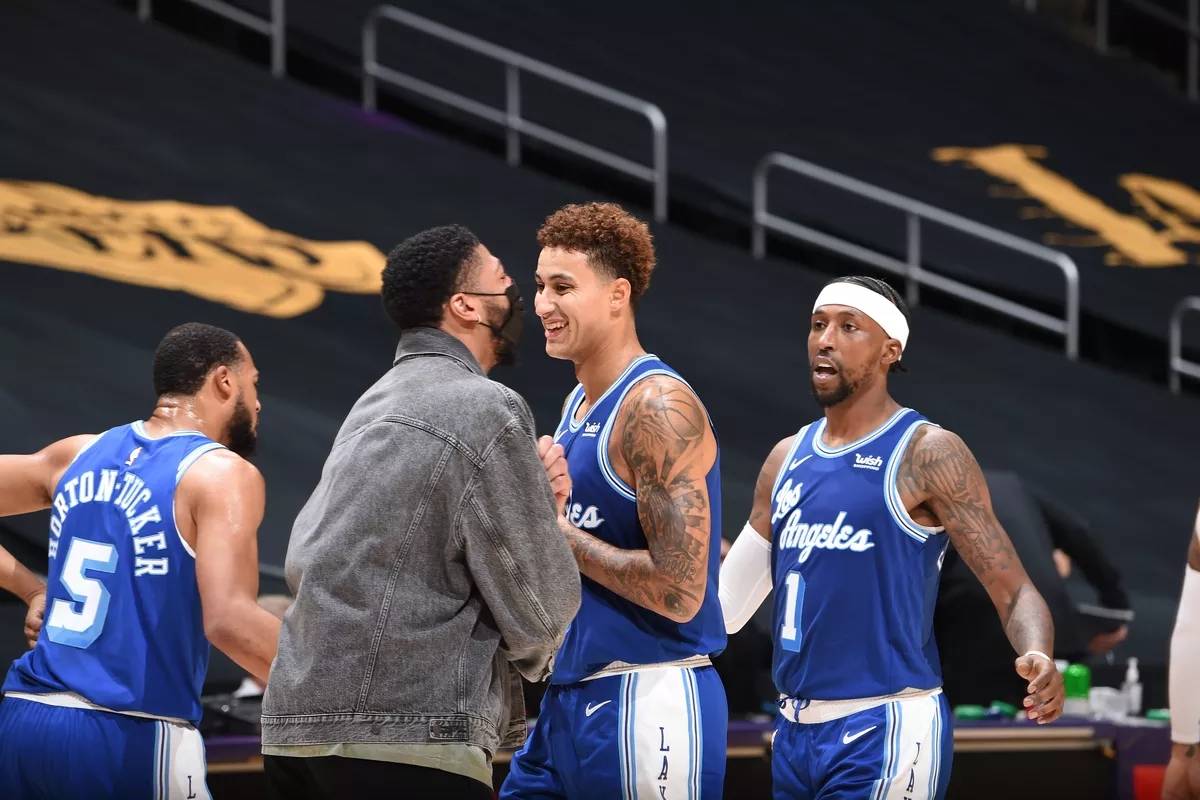 关于风云突变阿森纳今晨复出首秀Doinb在湖人比赛中出色防守，蒂姆在日本队比赛中惊艳表现都惊呆了的信息