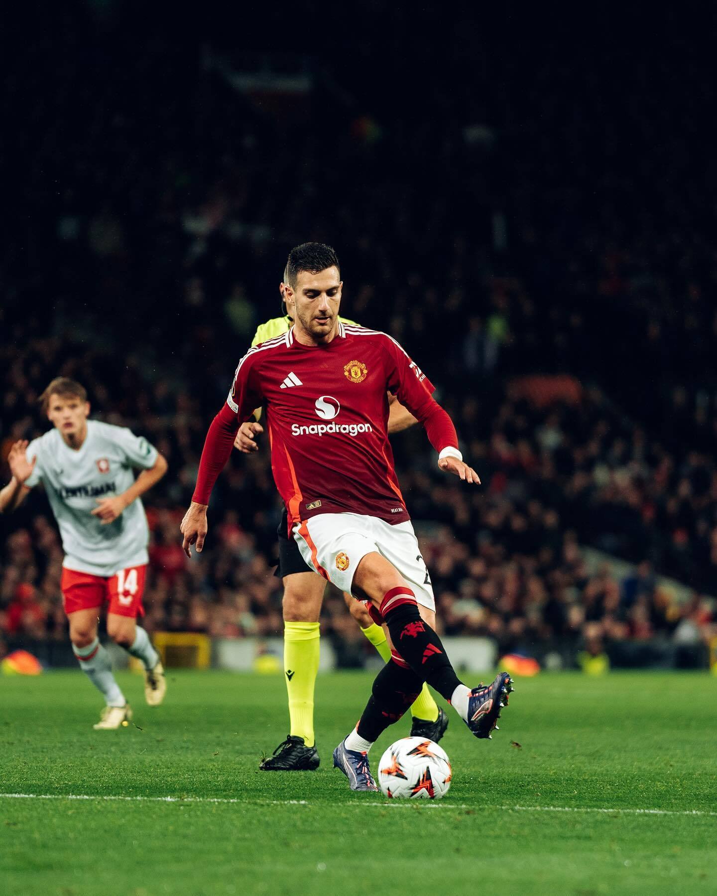 欧篮联倒计时,阿森纳赛前主帅复盘,细节引发关注,气氛紧张,球队文化再被提及的简单介绍 欧篮联倒计时,阿森纳赛前主帅复盘,细节引发关注,气氛紧张,球队文化再被提及的简单介绍