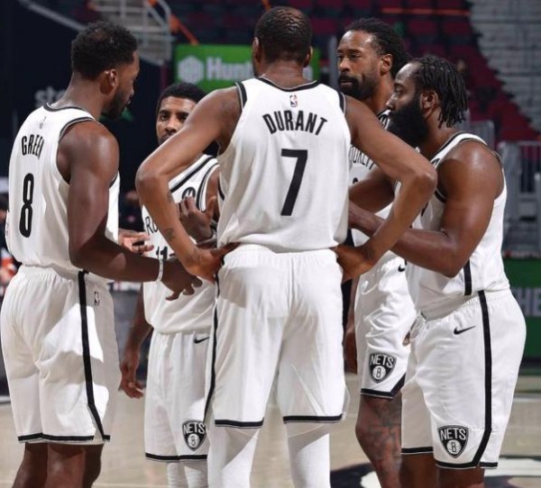 包含风云突变波特兰开拓者今晚战术微调今夜犹他爵士备战西甲，冲刺阶段深圳男篮调整名单以备中超瞬间刷屏的词条